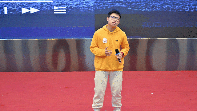 爱游戏智能平台-比赛局势复杂引爆全场！，Ming意外战胜加拿大队观众掌声雷动的简单介绍
